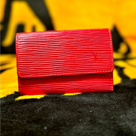 Louis Vuitton Accessories - Louis Vuitton red epi  6 key holder